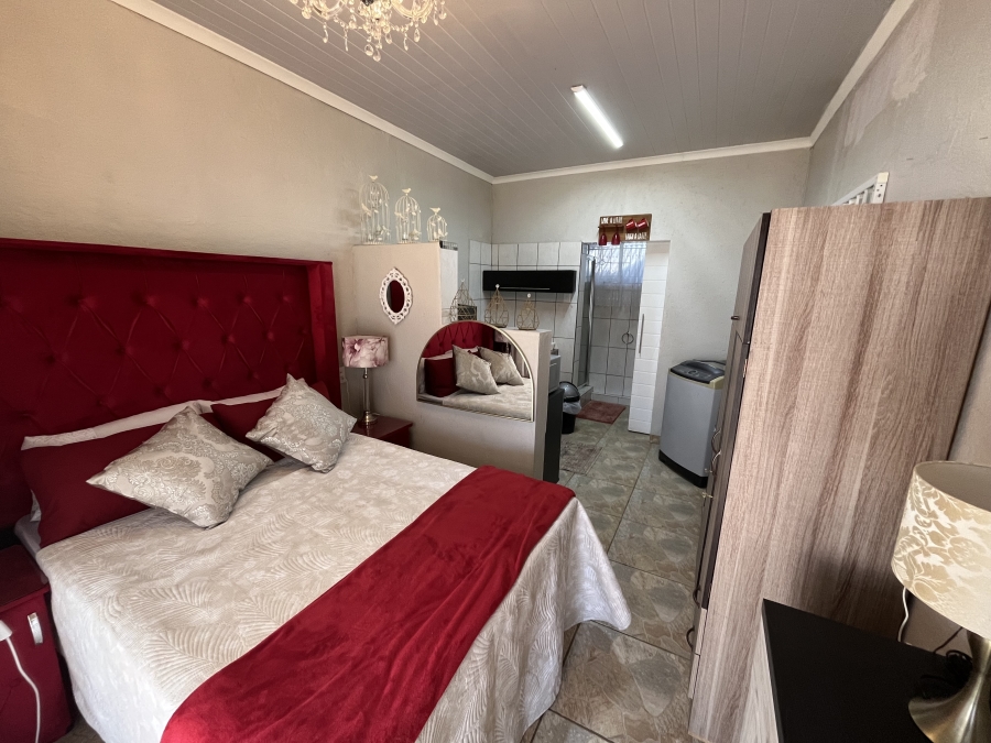 To Let 1 Bedroom Property for Rent in Protea Park North West